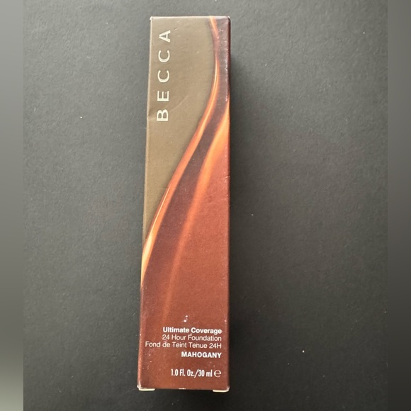 Becca Ultimate Coverage 24 Hour Foundation in Mahagony (1.0FL.OZ / 30ML) - Picture 6 of 12